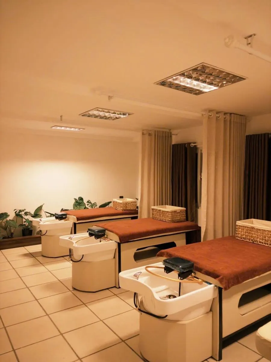 Moré Gội đầu & Massage 3