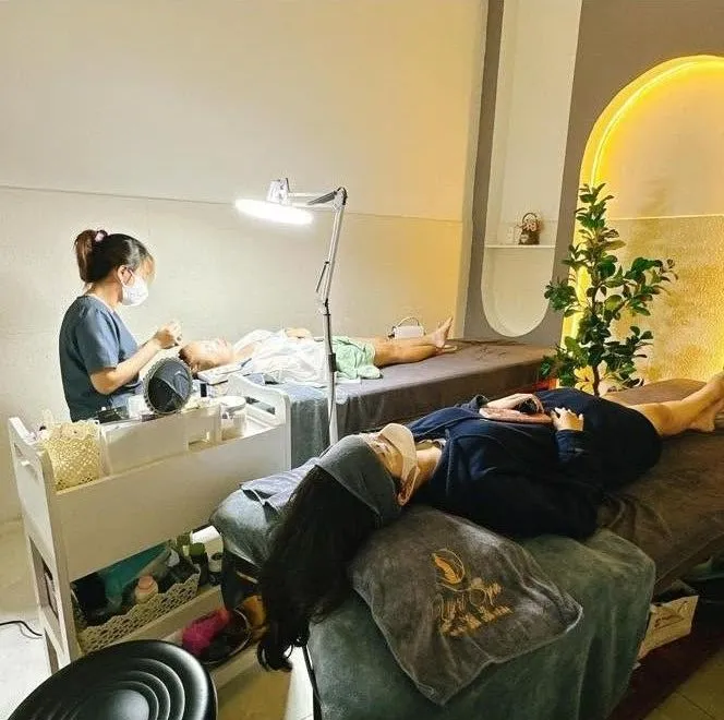 Yuri Beauty & Spa 3