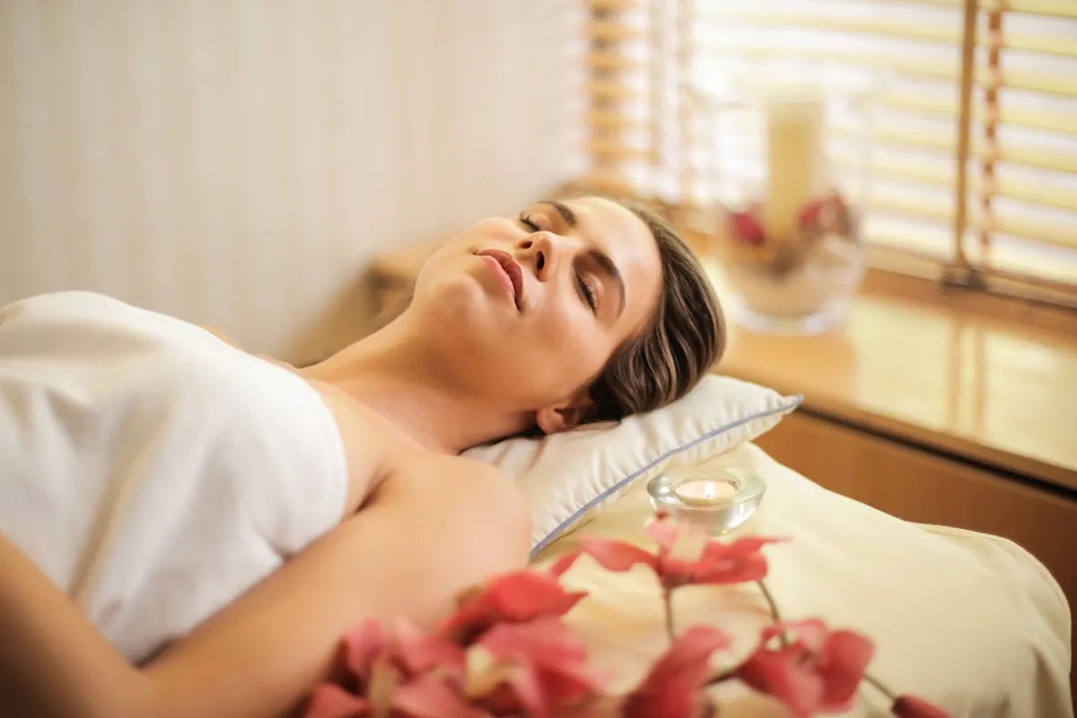 Massage Thư Giãn Toàn Thân
